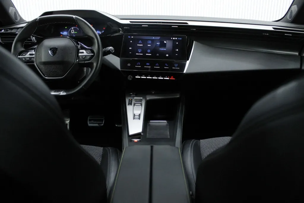 Peugeot e-308 SW