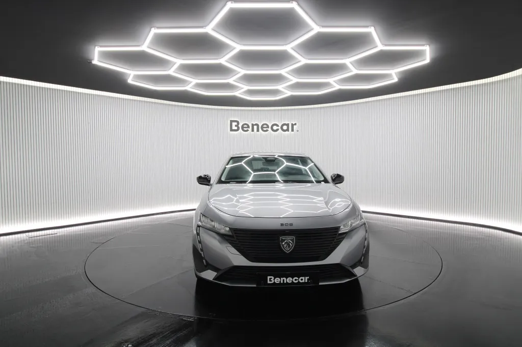 Peugeot e-308 SW