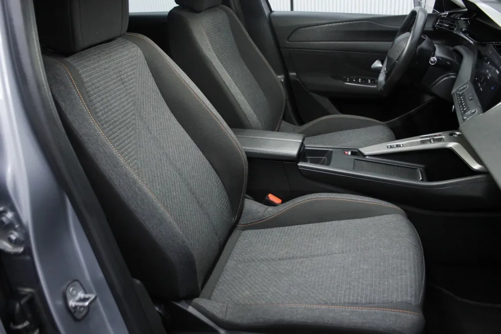 Peugeot e-308 SW