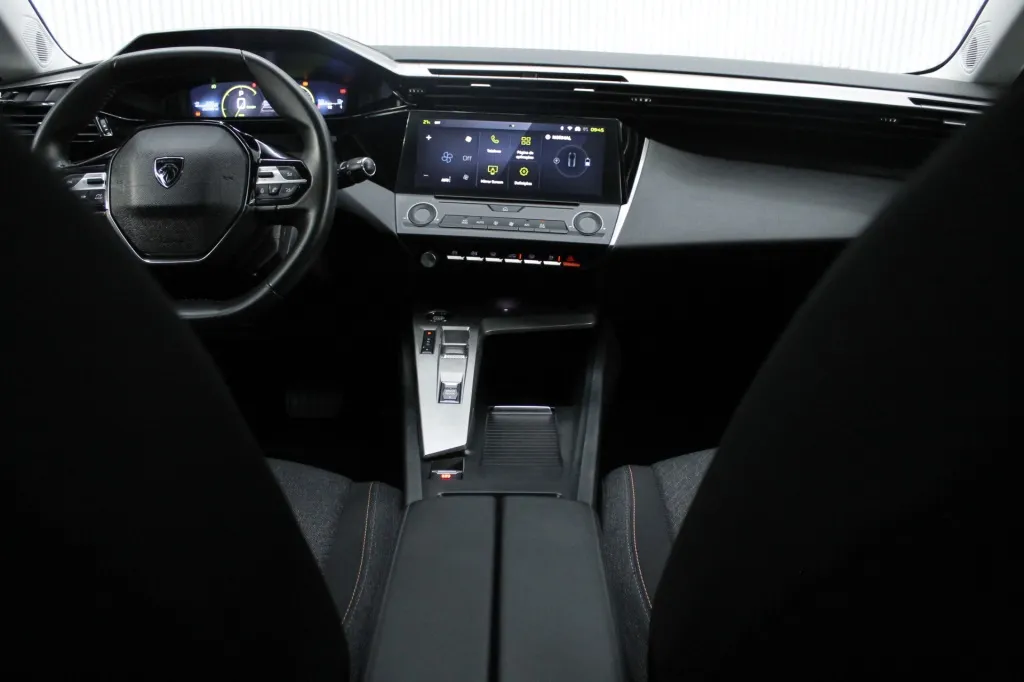 Peugeot e-308 SW