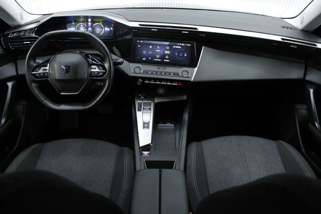 Peugeot e-308 SW