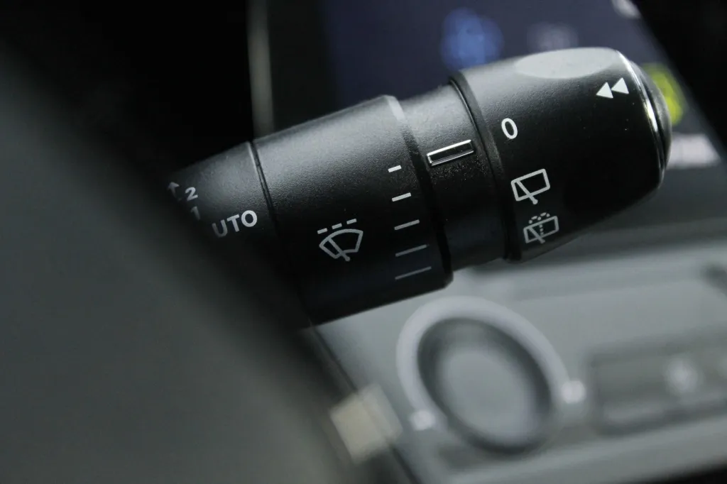 Peugeot e-308 SW