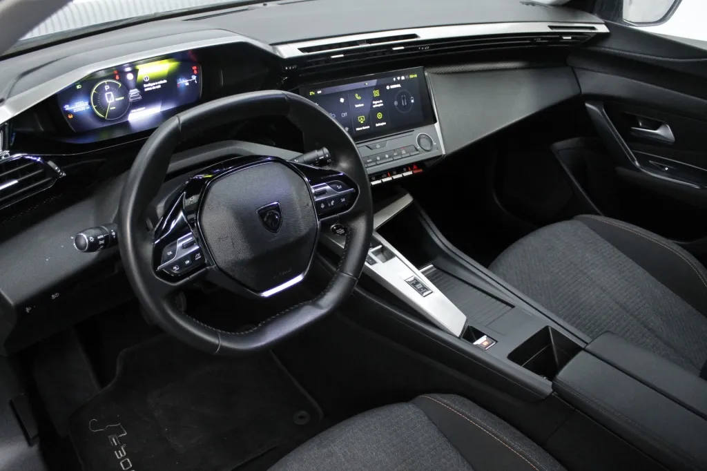 Peugeot e-308 SW