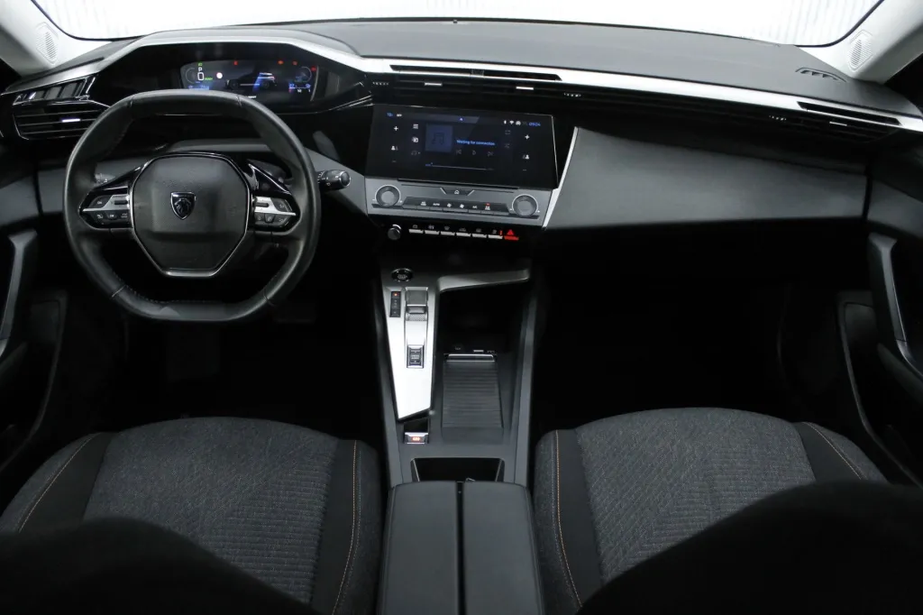 Peugeot e-308 SW