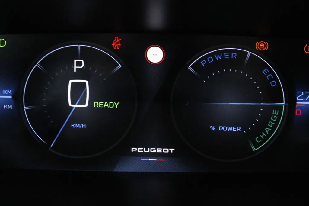 Peugeot e-308 SW