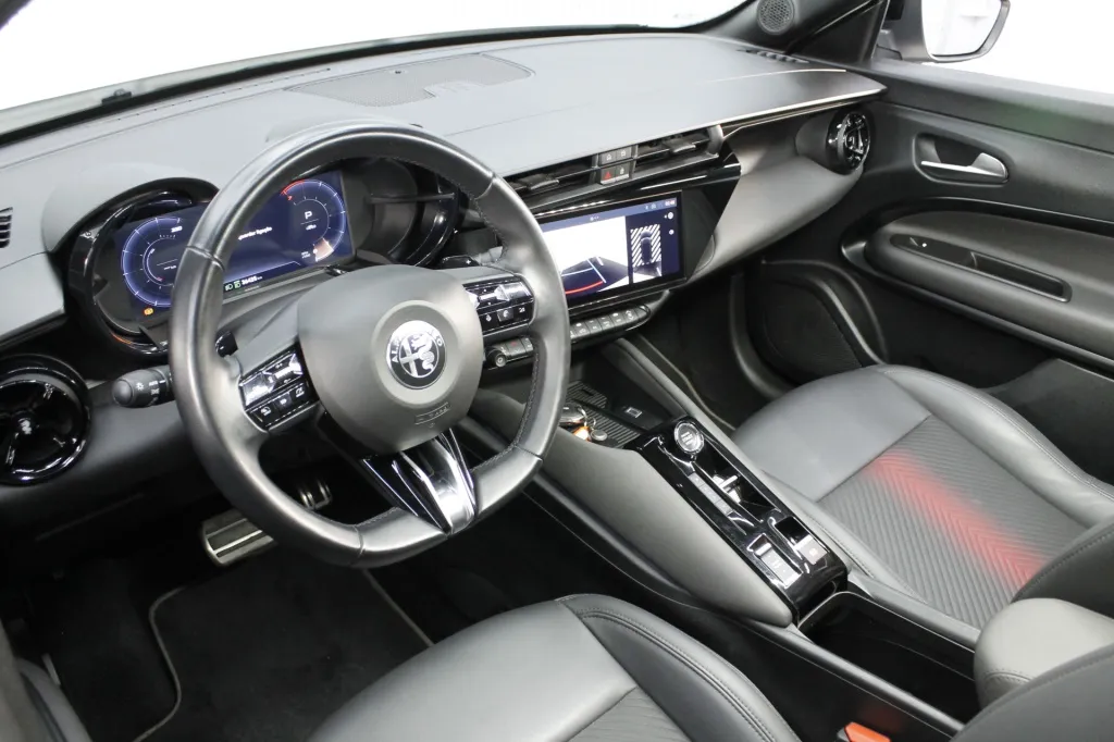 Alfa Romeo Junior