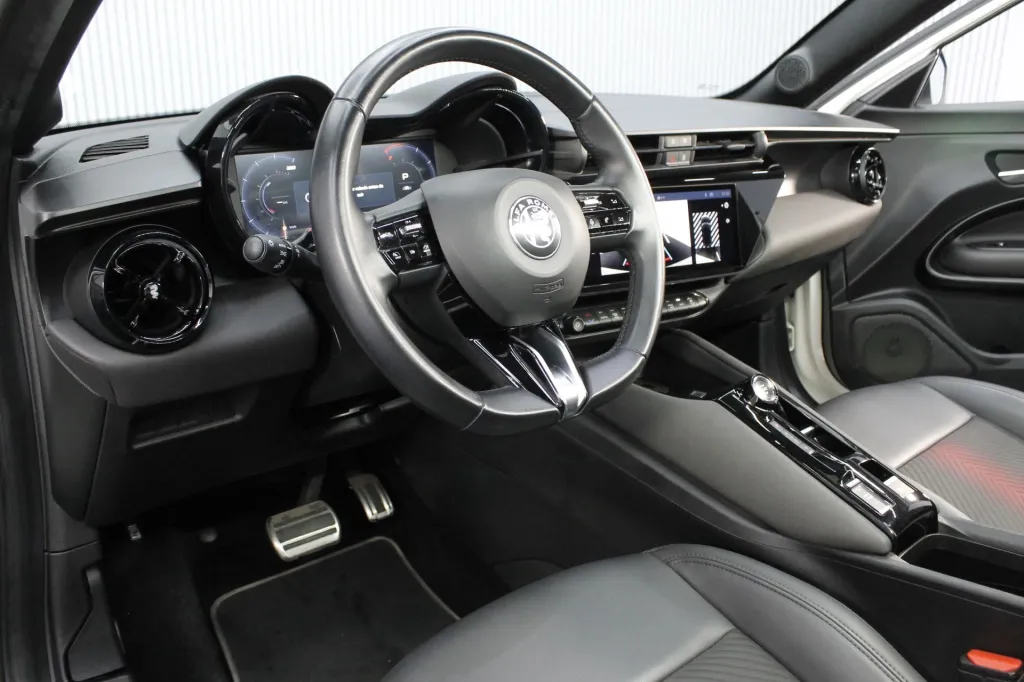 Alfa Romeo Junior
