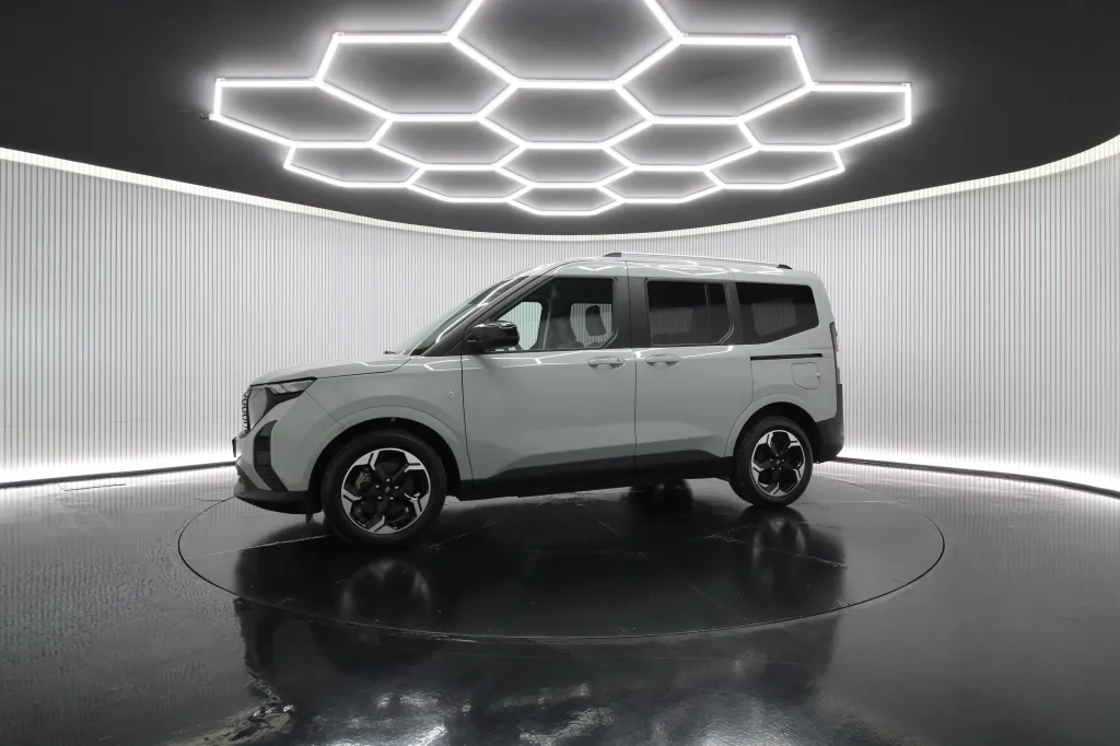 Ford Tourneo
