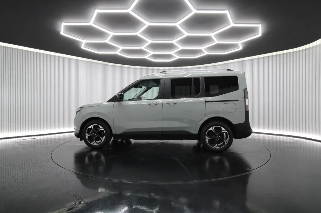 Ford Tourneo