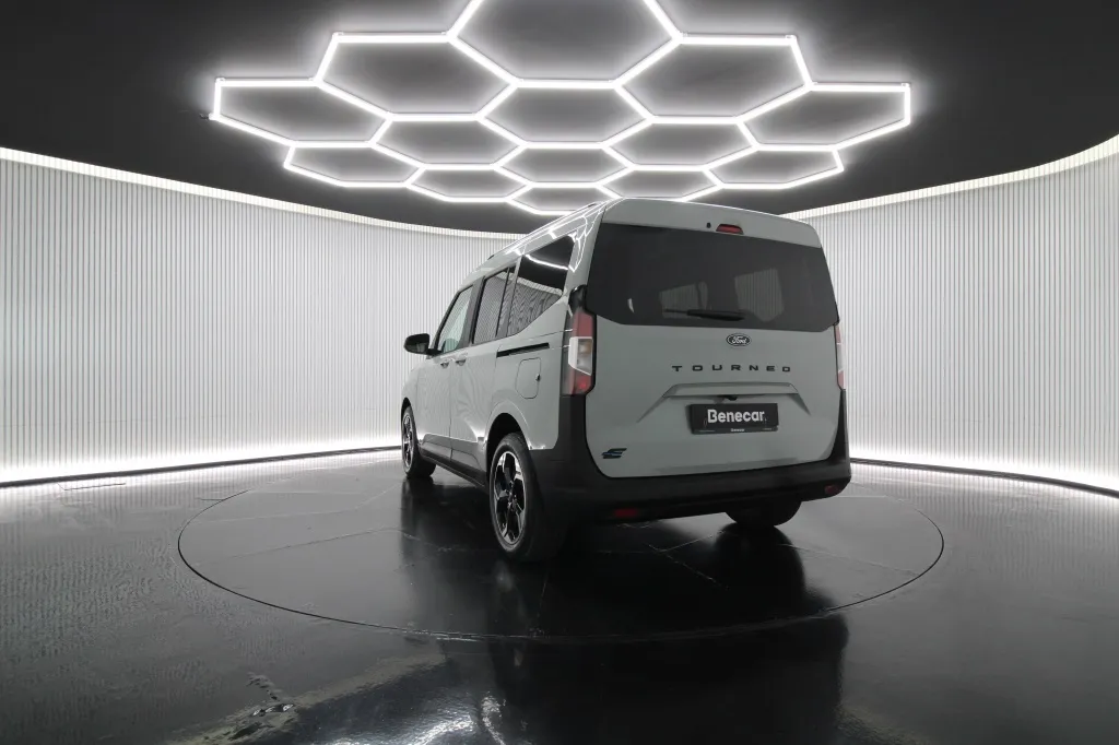 Ford Tourneo