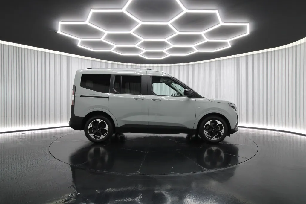 Ford Tourneo