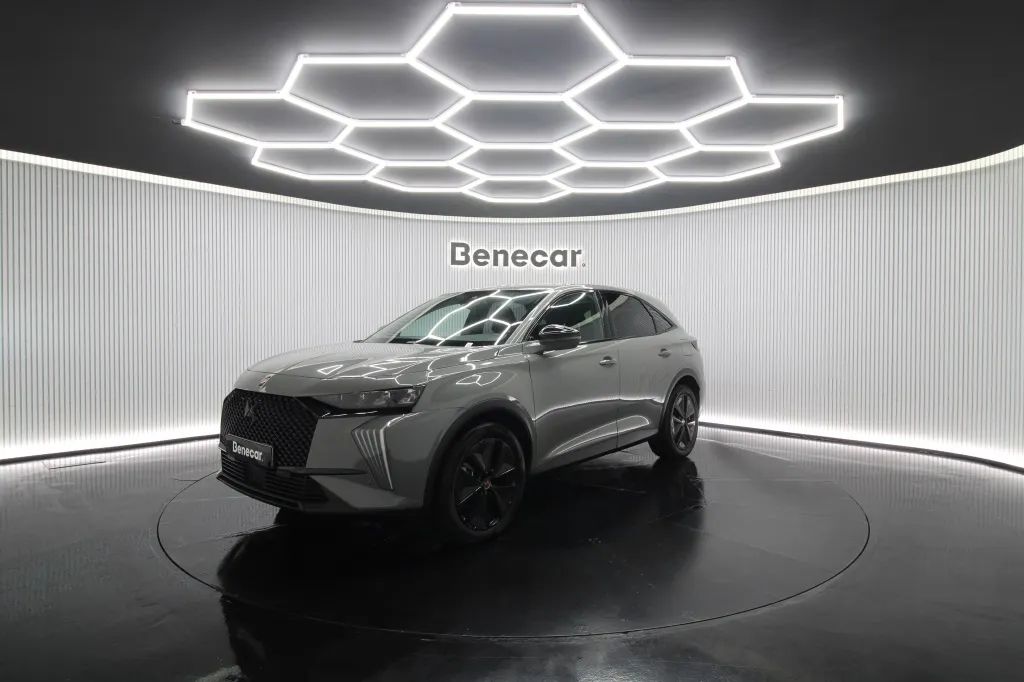 DS DS7