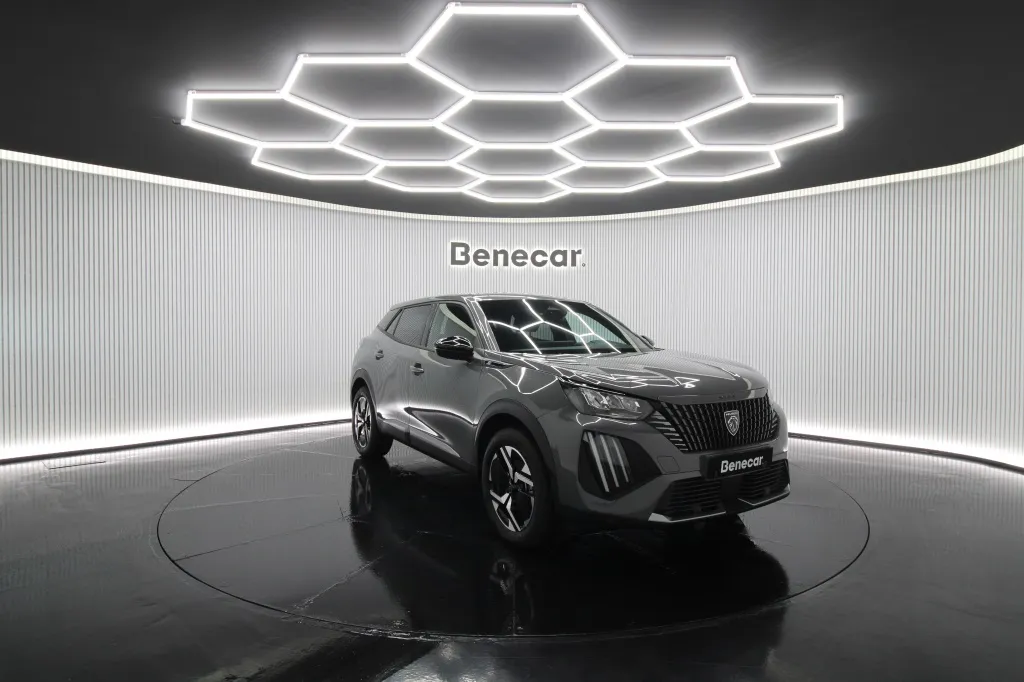 Peugeot e-2008