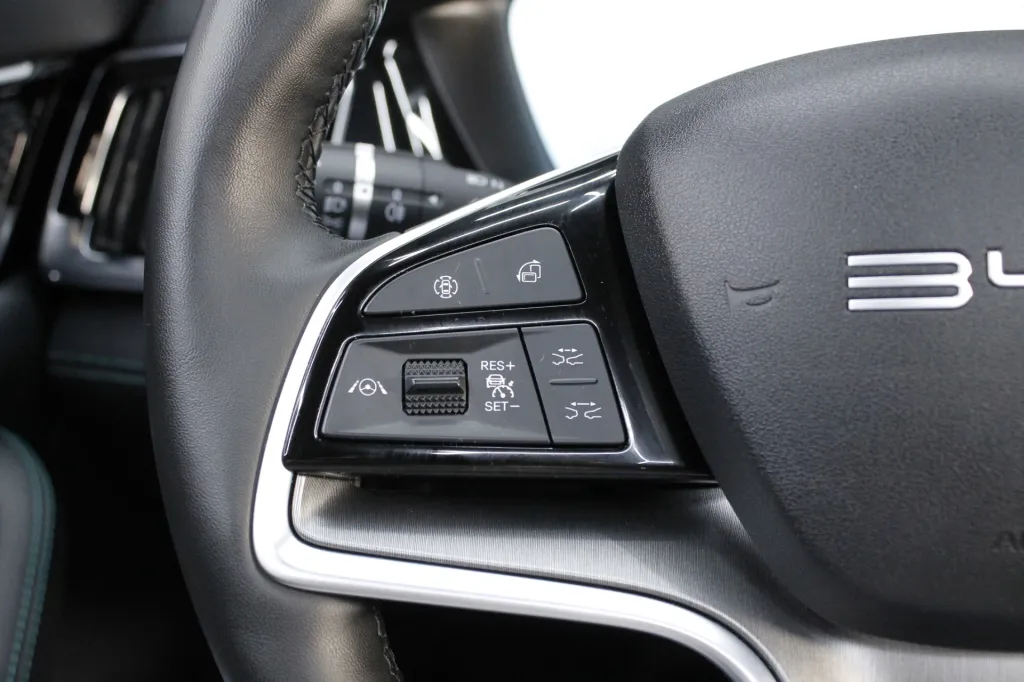 BYD Seal U