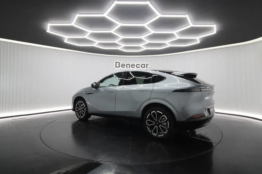 XPENG G6