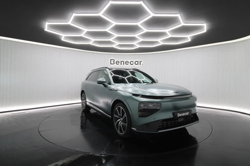 XPENG G9