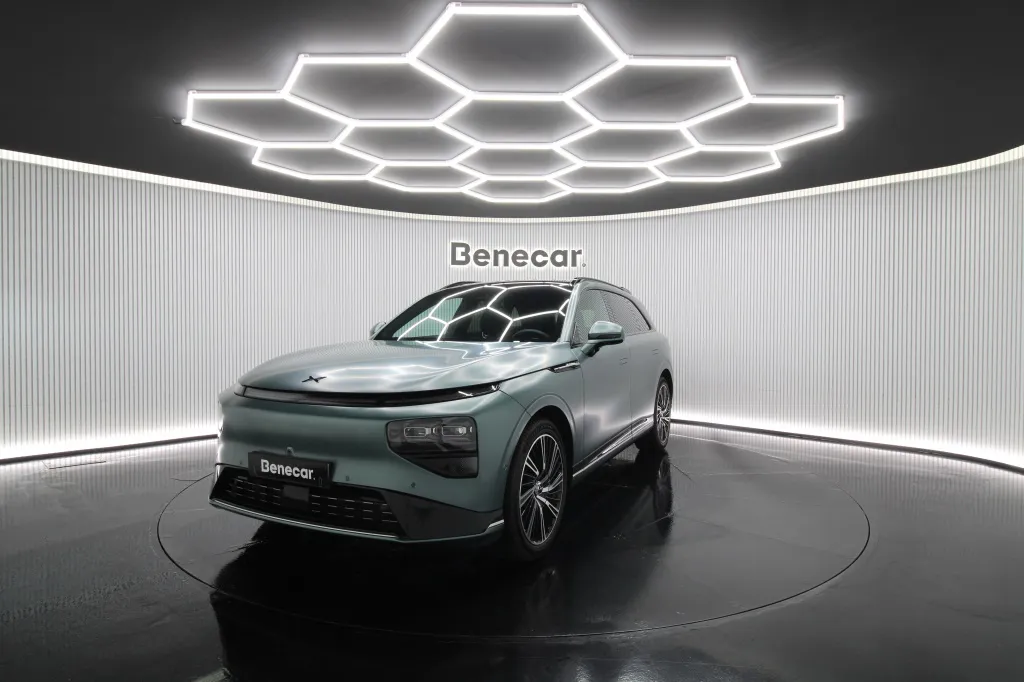XPENG G9