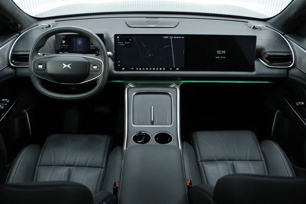 XPENG G9