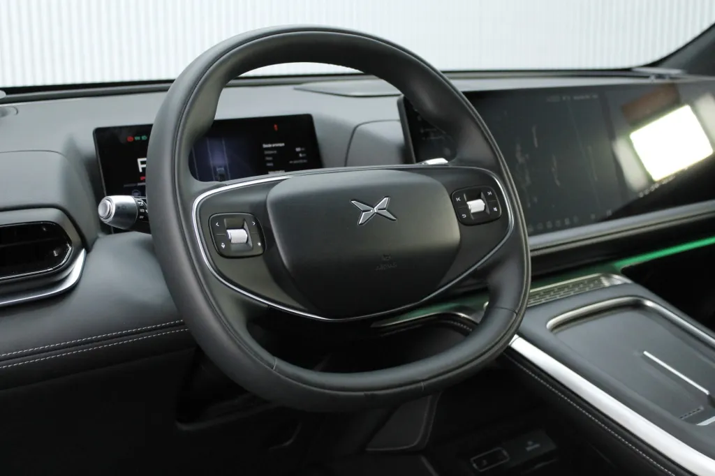 XPENG G9