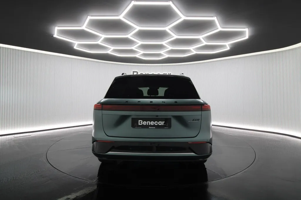 XPENG G9