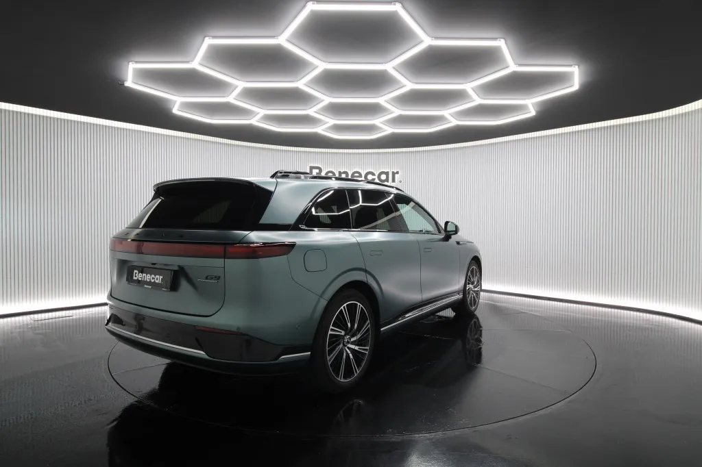 XPENG G9