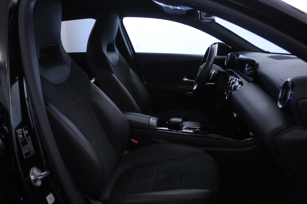 Mercedes-Benz Classe A - 180