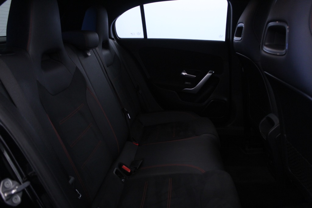 Mercedes-Benz Classe A - 180