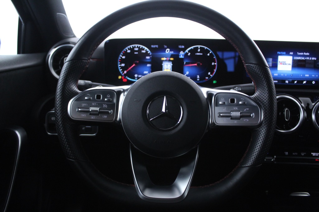 Mercedes-Benz Classe A - 180