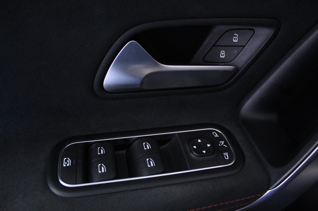 Mercedes-Benz Classe A - 180