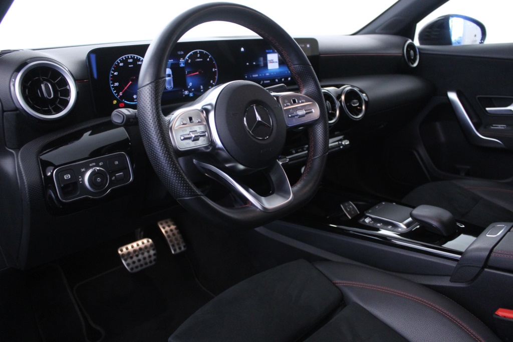 Mercedes-Benz Classe A - 180