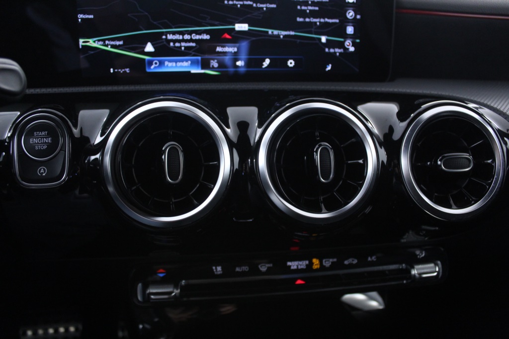 Mercedes-Benz Classe A - 180