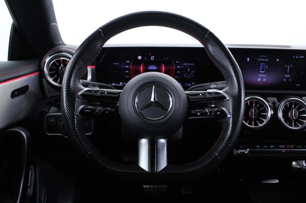 Mercedes-Benz Classe CLA - 180
