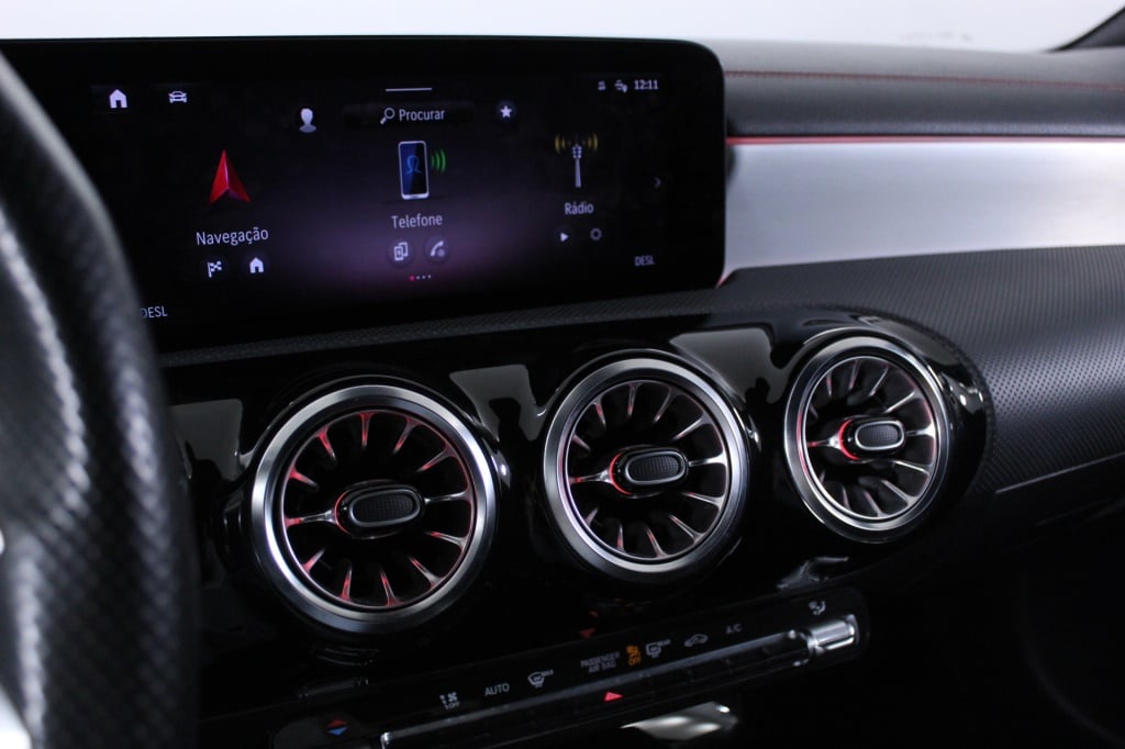 Mercedes-Benz Classe CLA - 180