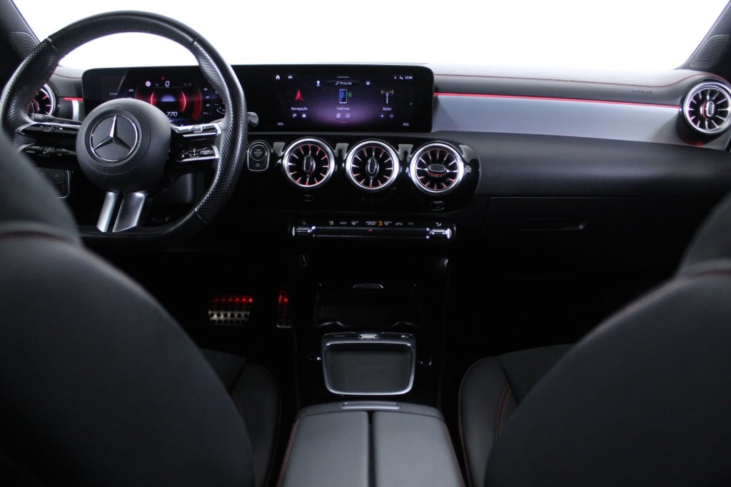 Mercedes-Benz Classe CLA - 180