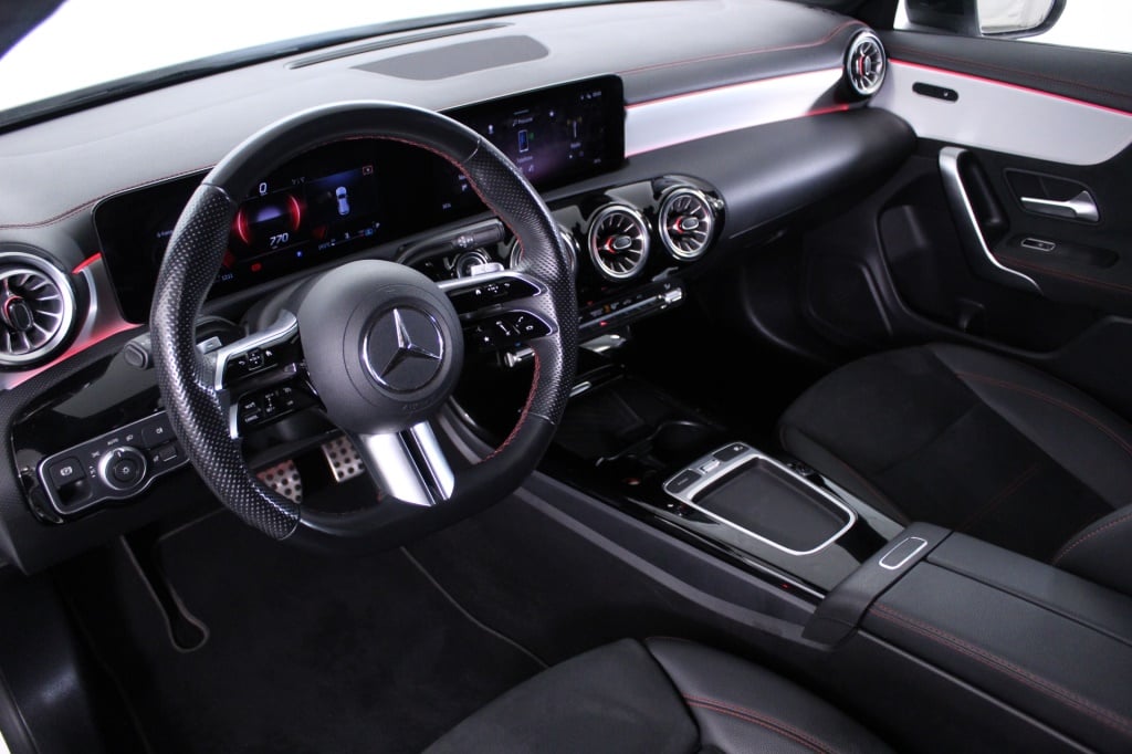 Mercedes-Benz Classe CLA - 180