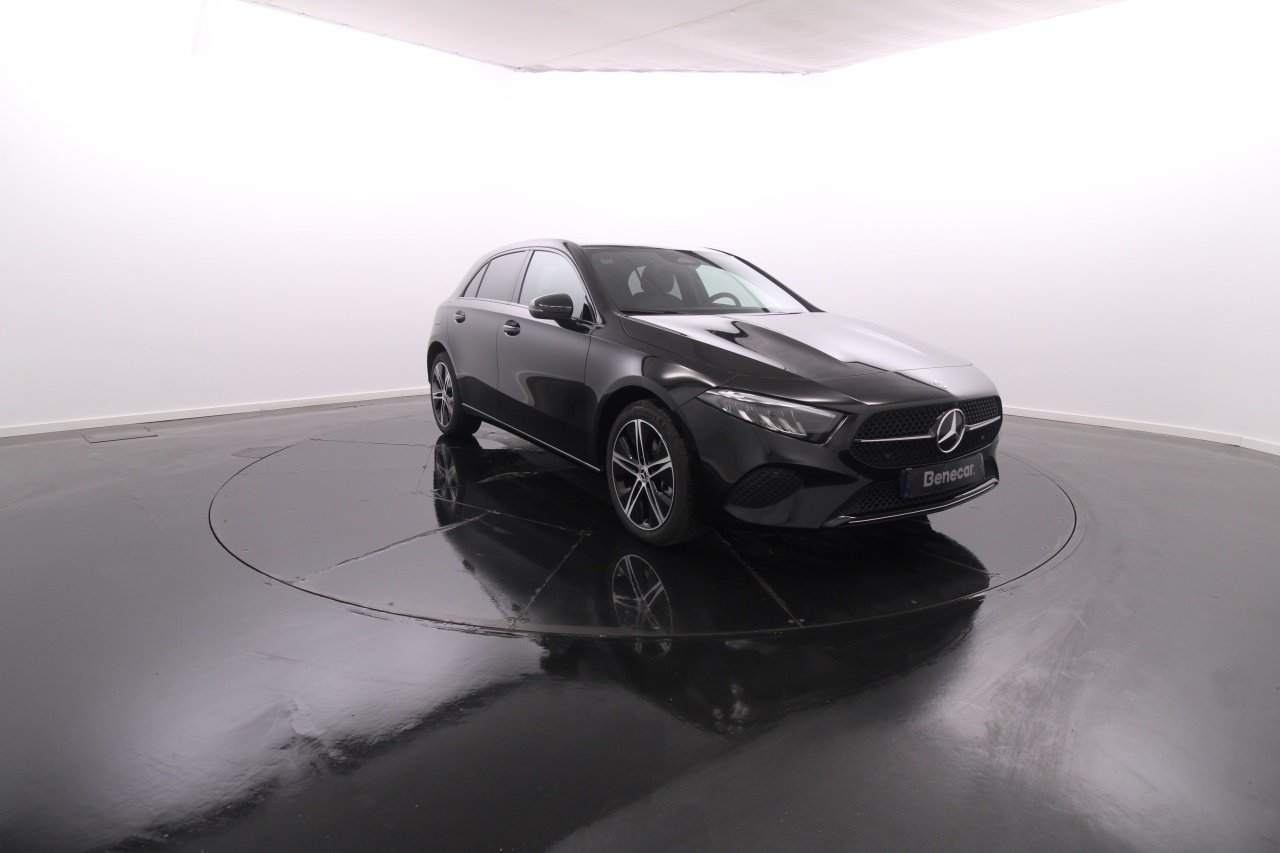 Mercedes-Benz Classe A - 250 Electric Gasoline 8 2023