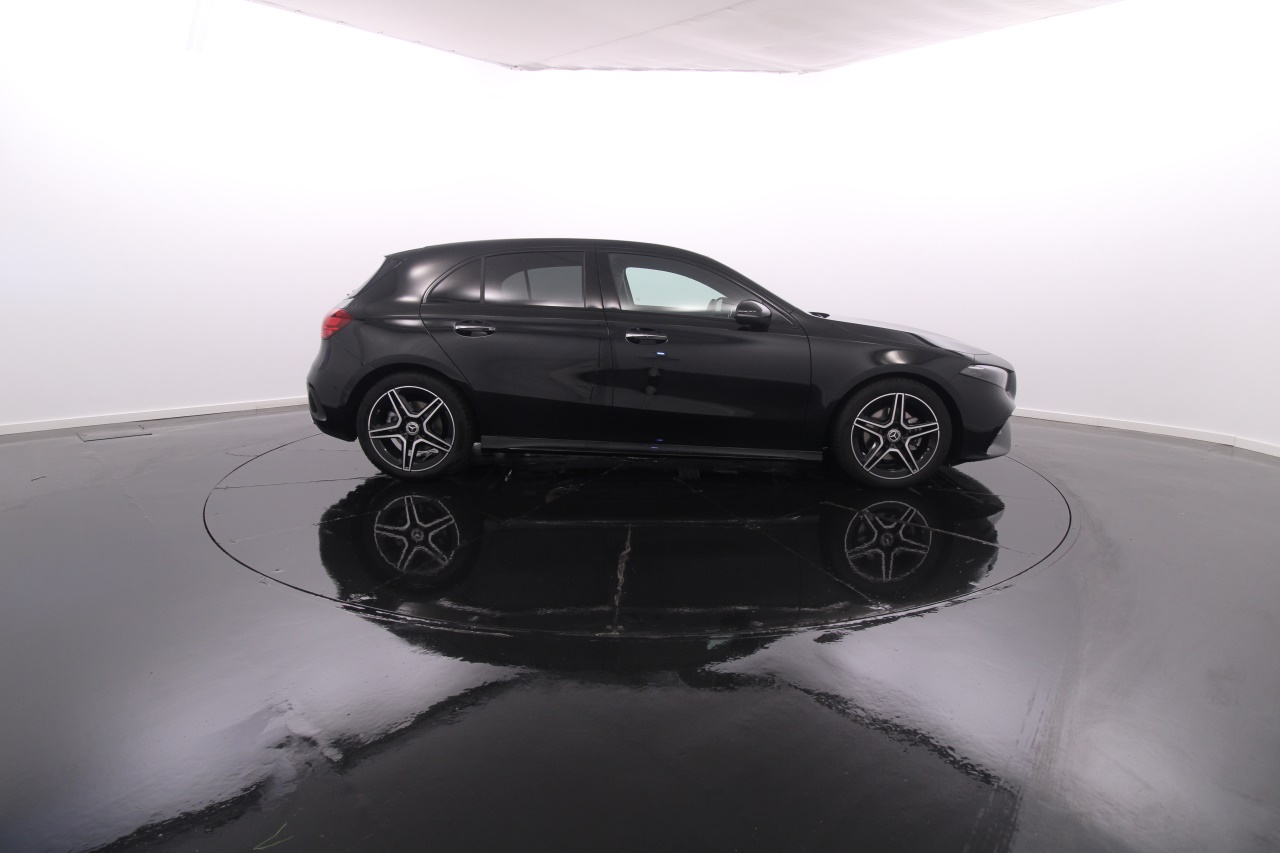 Mercedes-Benz Classe A - 200 Híbrido Gasolina 7 2023