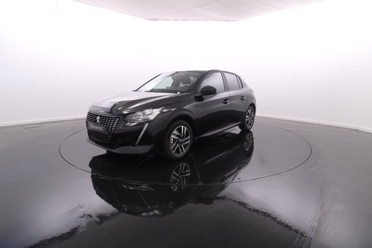 Peugeot 208 Diesel 7 2023