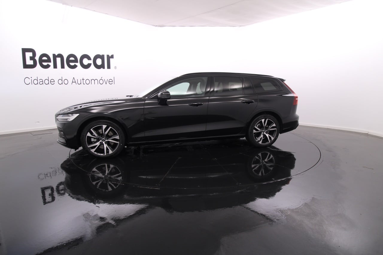 Volvo V60 Híbrido Diesel 5 2023