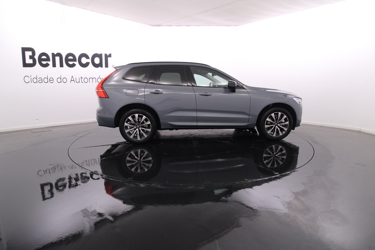 Volvo XC60 Híbrido Diesel 5 2023