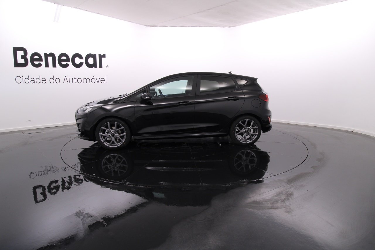 Ford Fiesta Gasoline Hybrid 3 2023