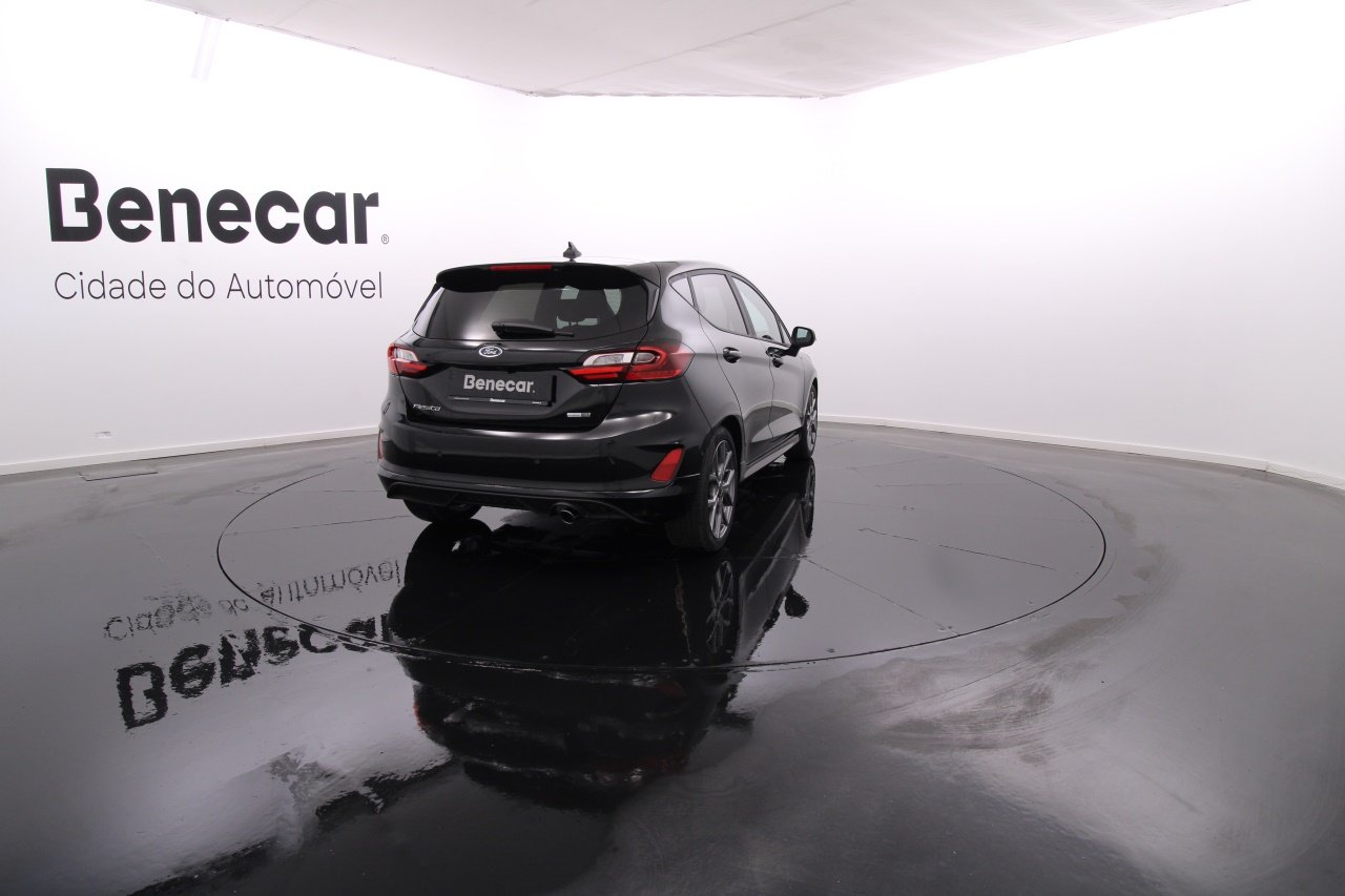 Ford Fiesta Gasoline Hybrid 3 2023