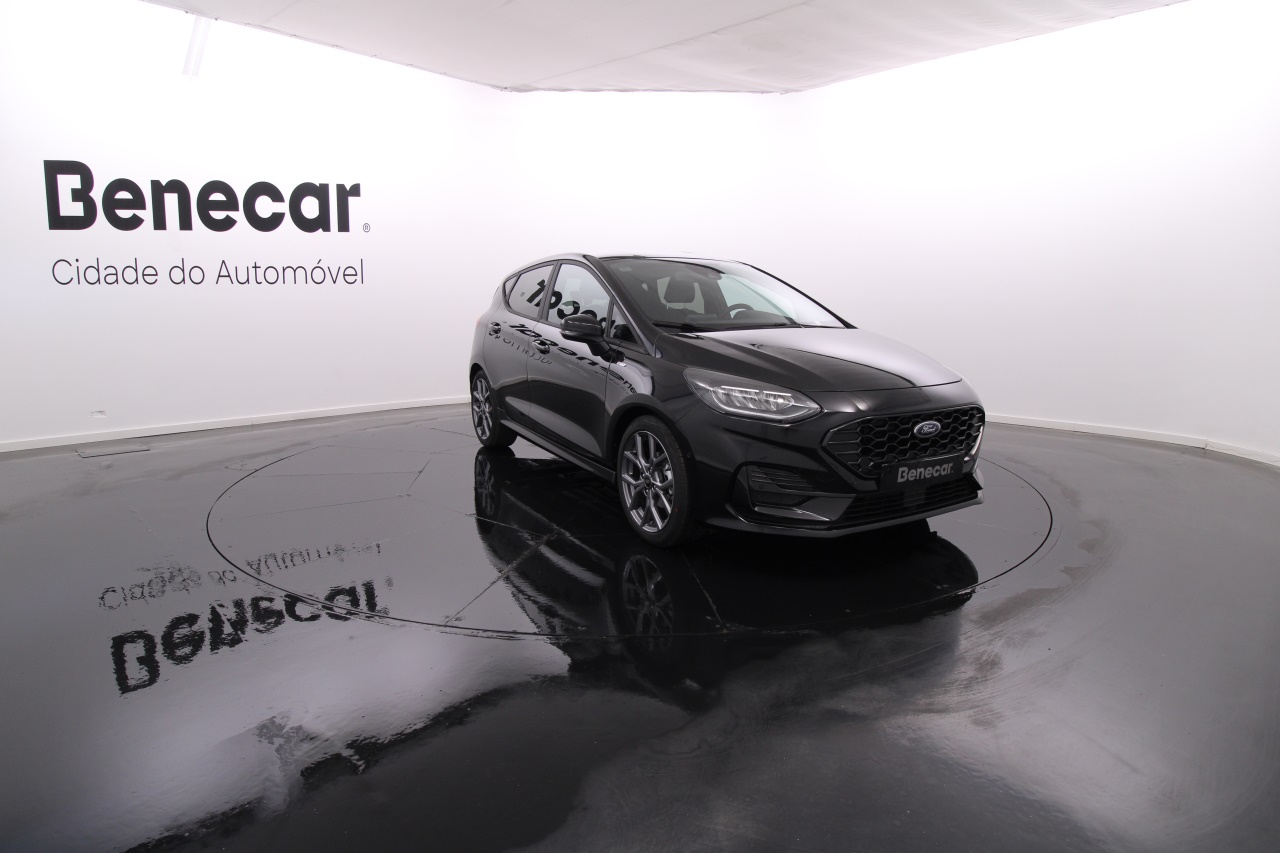 Ford Fiesta Gasoline Hybrid 3 2023