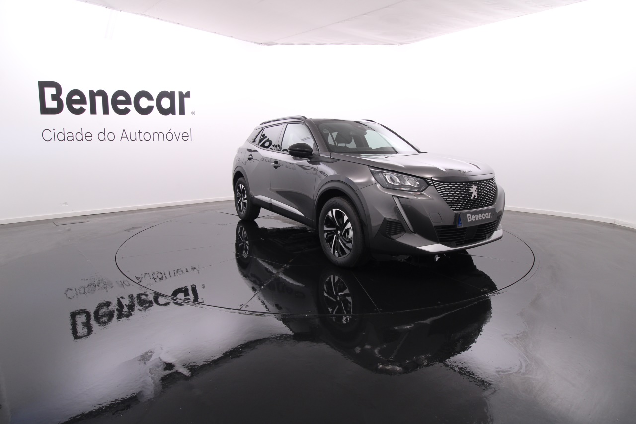 Peugeot 2008 Gasolina 5 2023