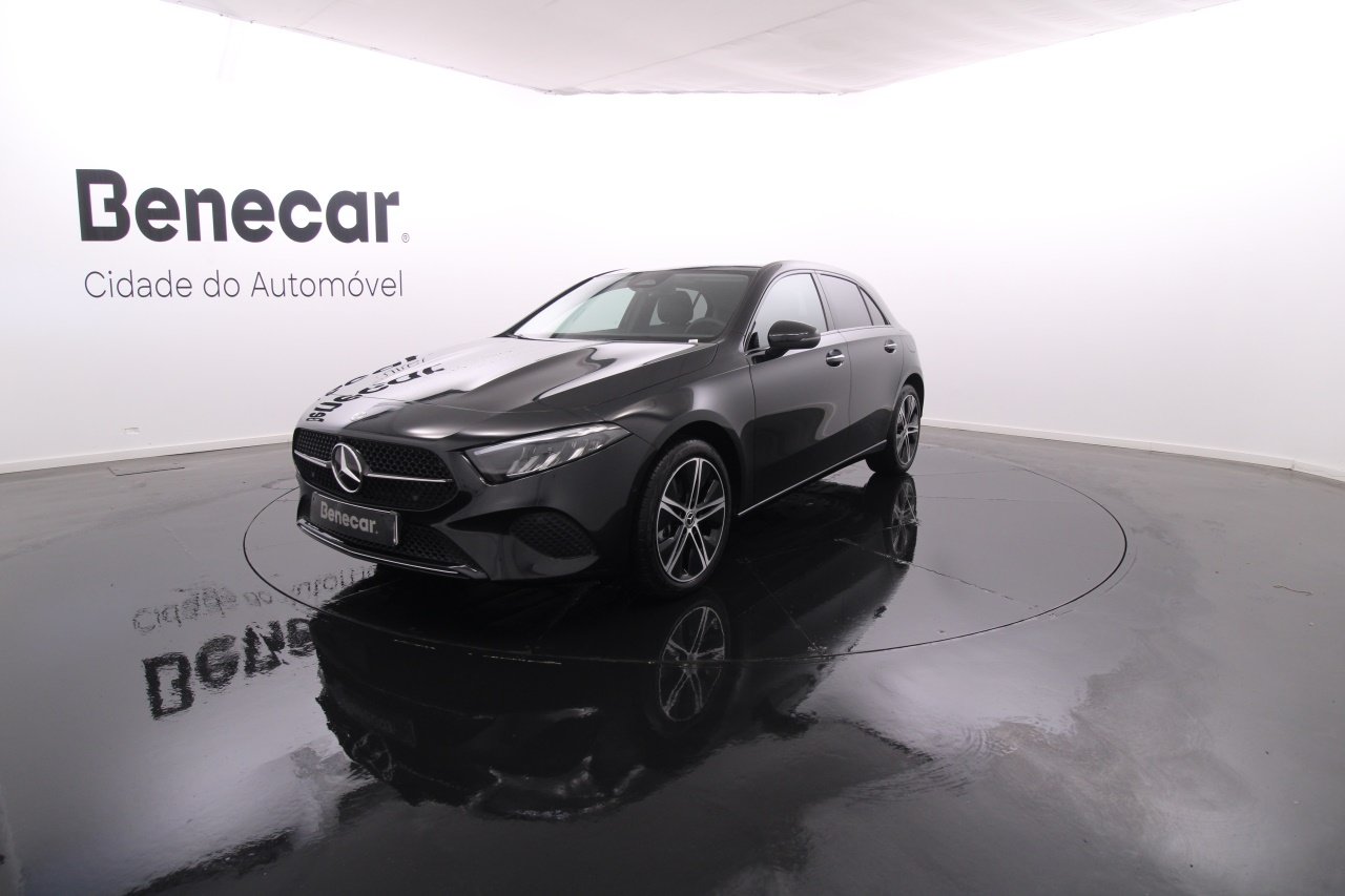 Mercedes-Benz Classe A - 250 Electric Gasoline 5 2023