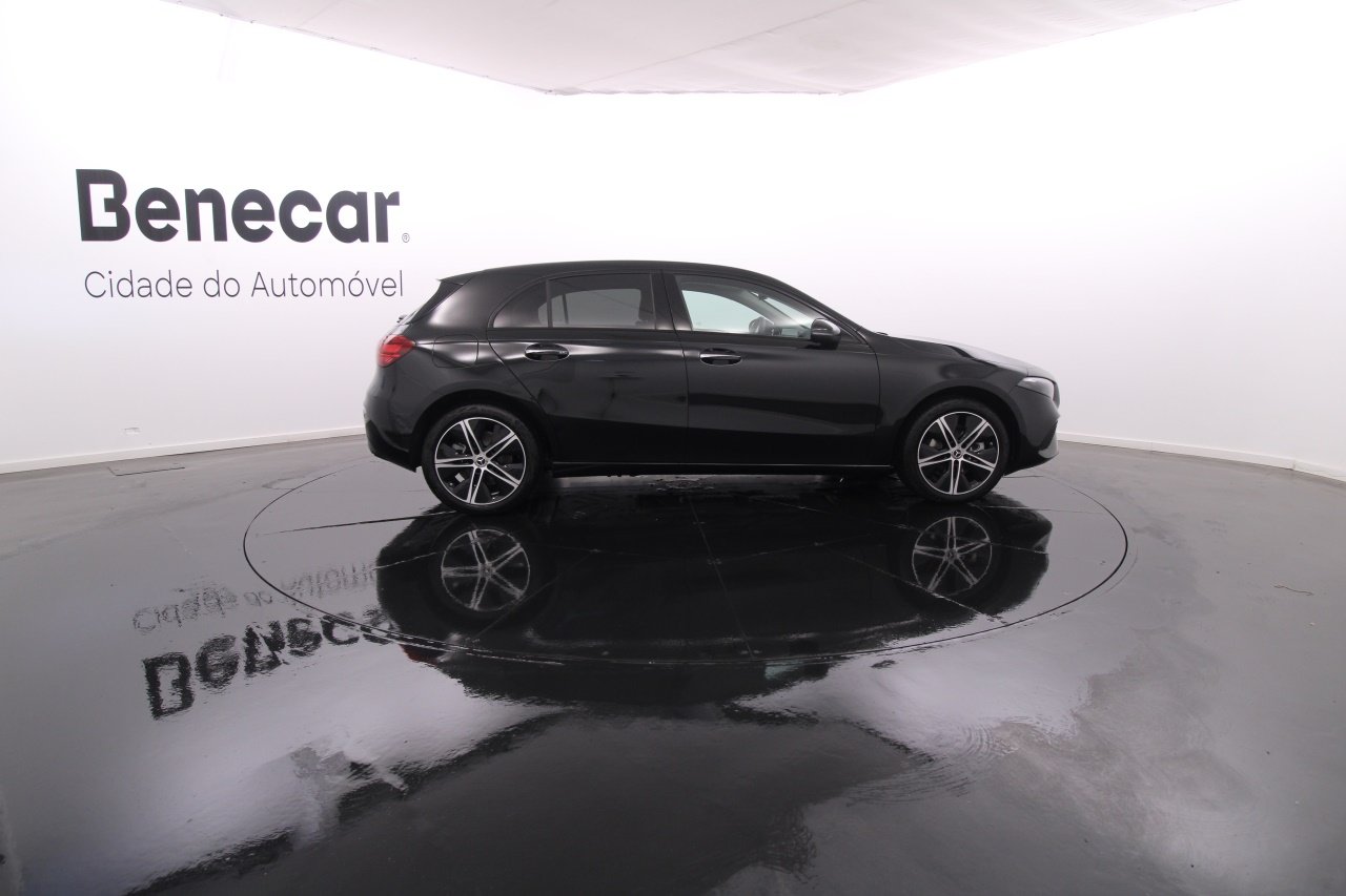 Mercedes-Benz Classe A - 250 Electric Gasoline 5 2023