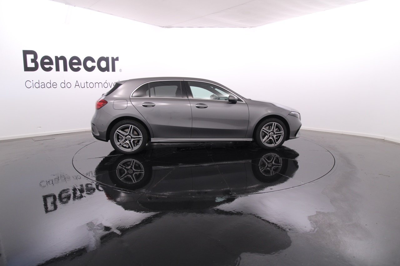 Mercedes-Benz Classe A - 250 Electric Gasoline 5 2023
