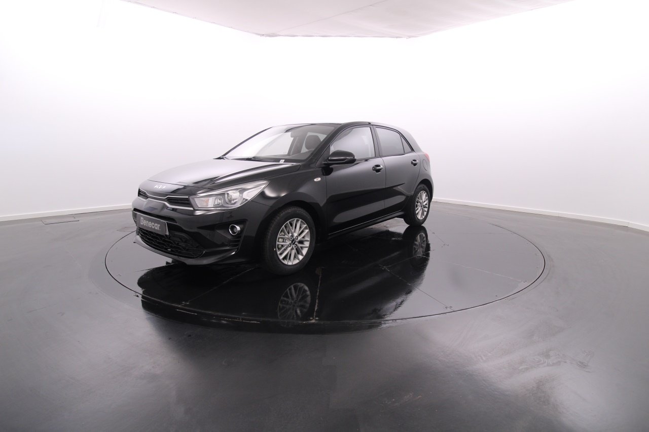 Kia Rio Gasolina 7 2023