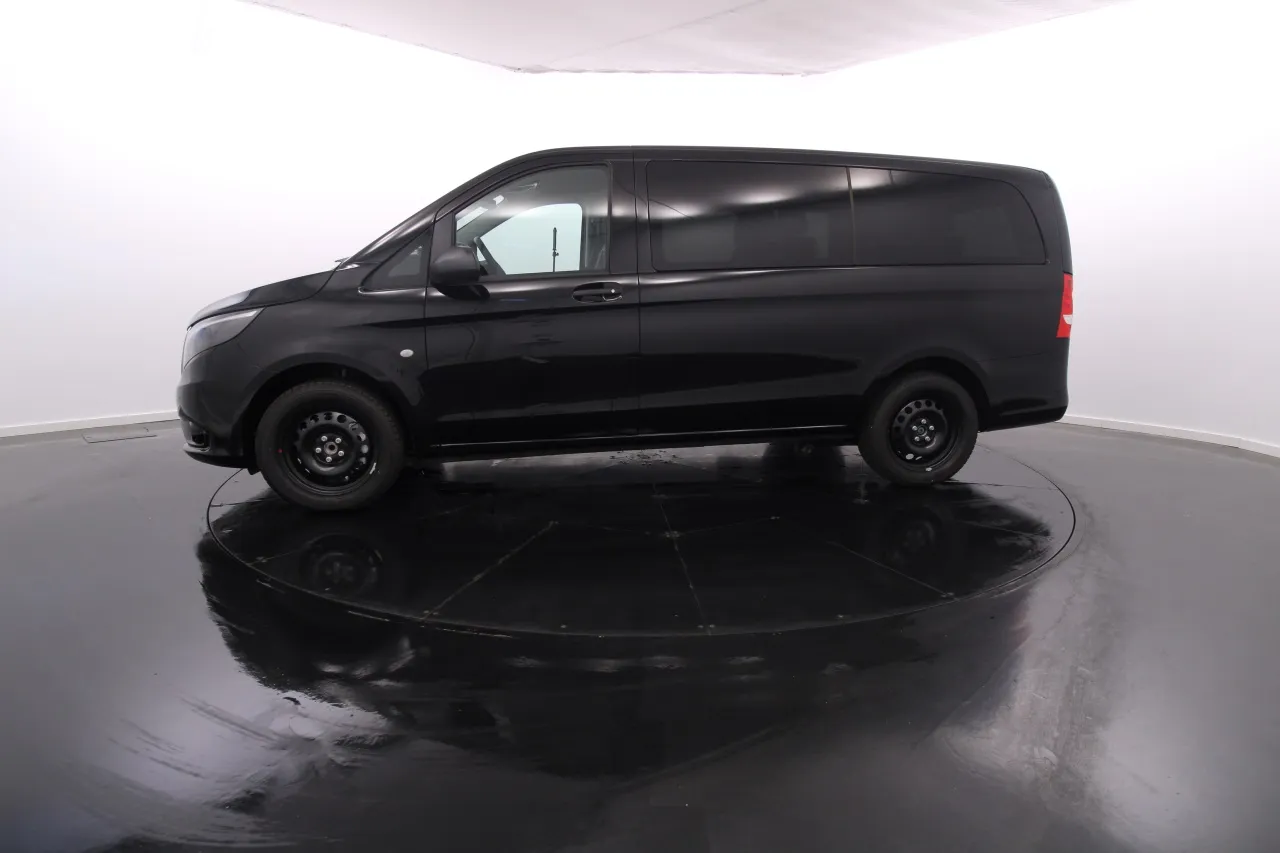 Mercedes-Benz Vito Tourer Diesel 6 2023