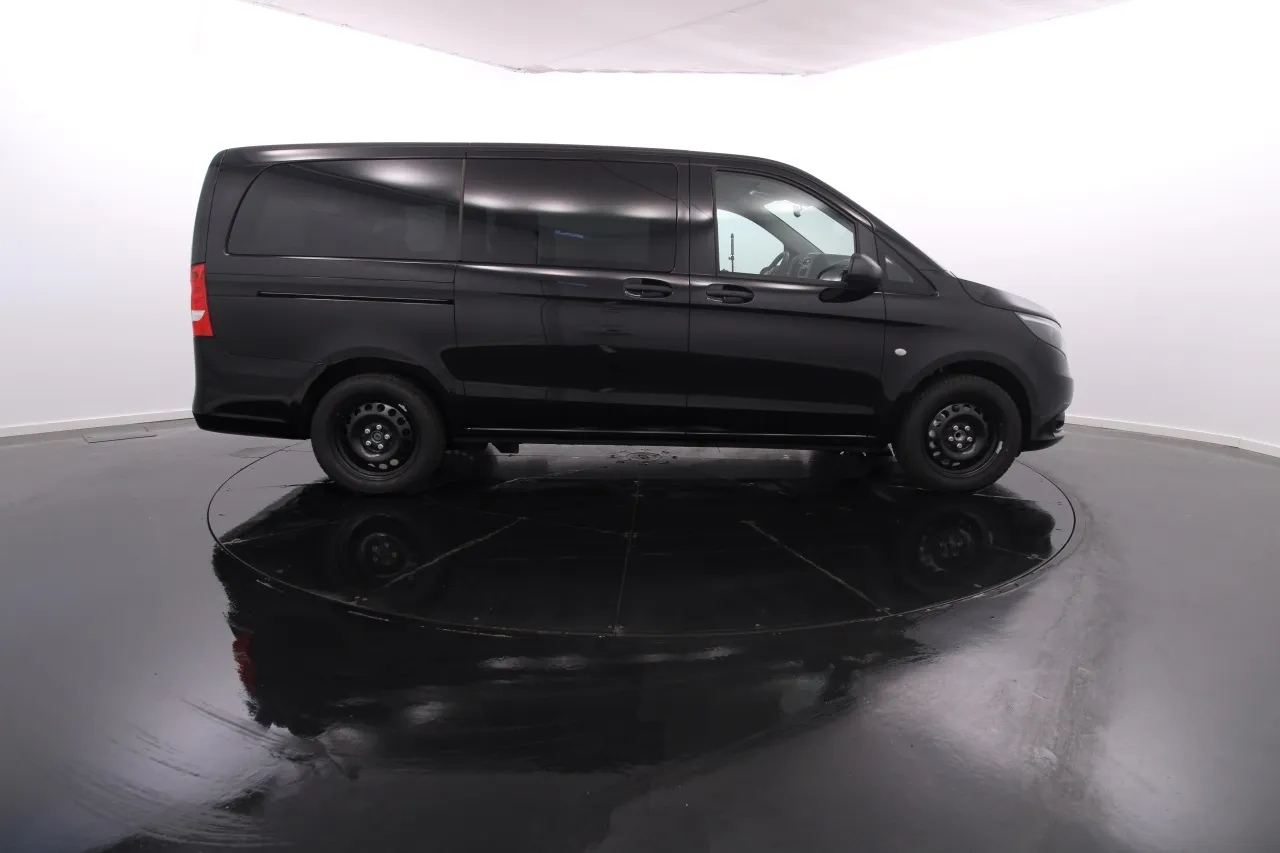 Mercedes-Benz Vito Tourer Diesel 6 2023
